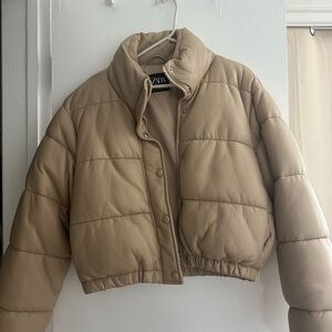 Zara Women's Beige Puffer Jacket